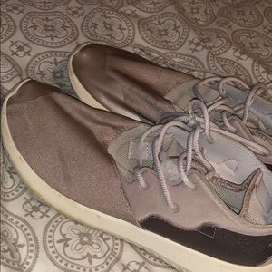 adidas rose gold shoes